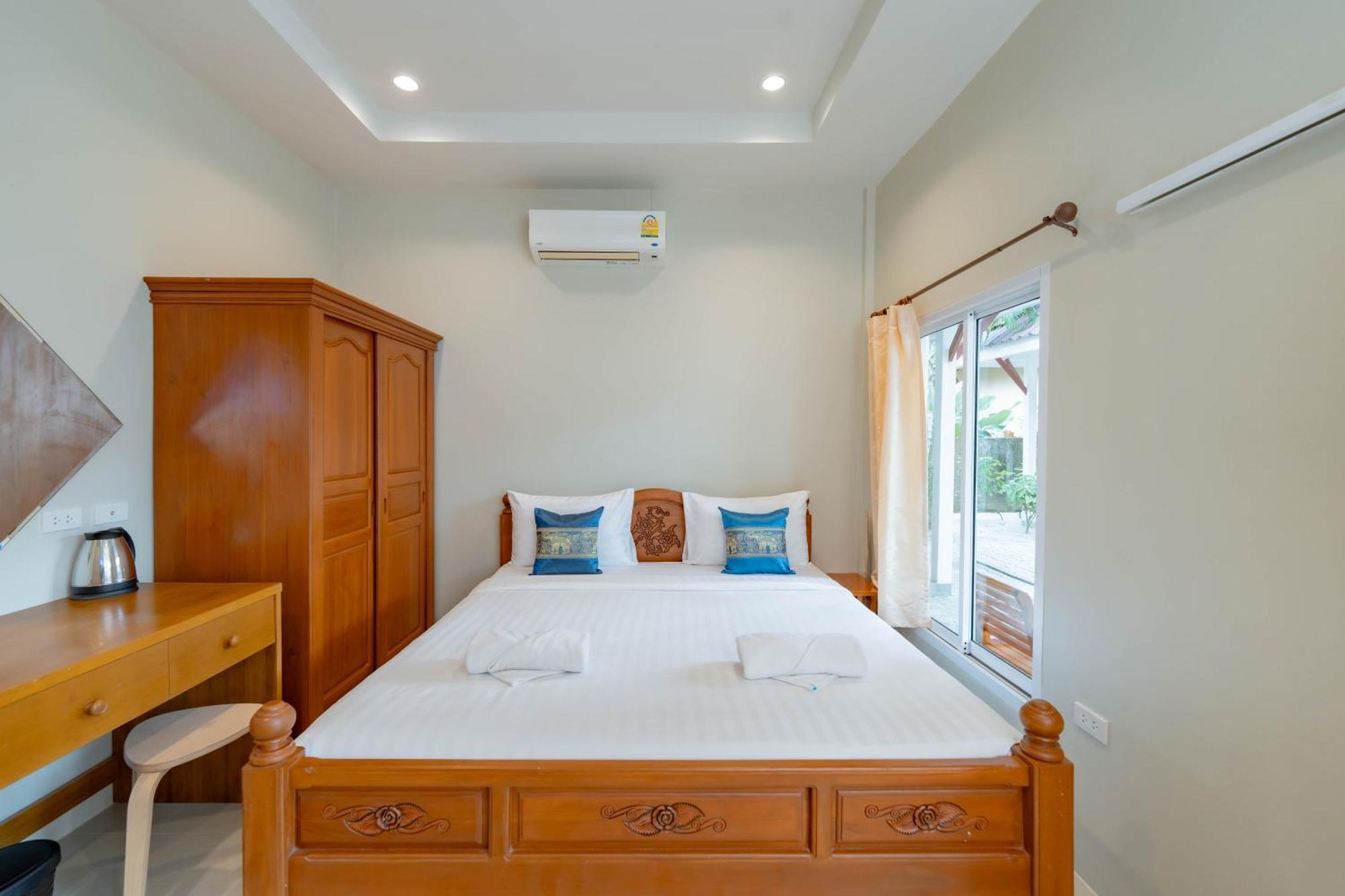 Lightplus Khao Lak Esterno foto
