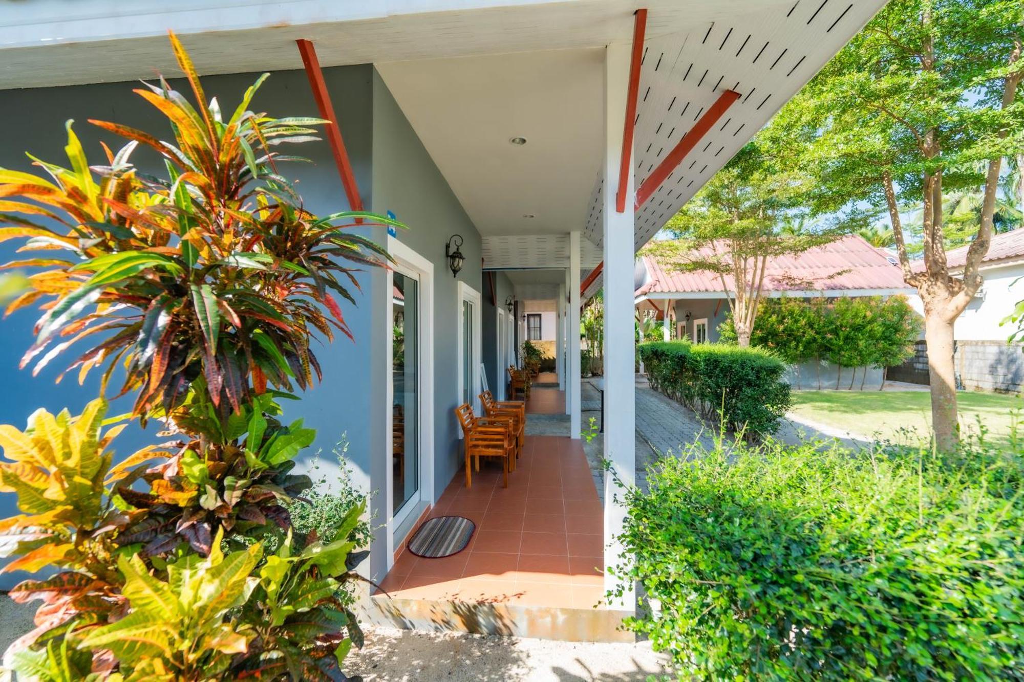 Lightplus Khao Lak Esterno foto
